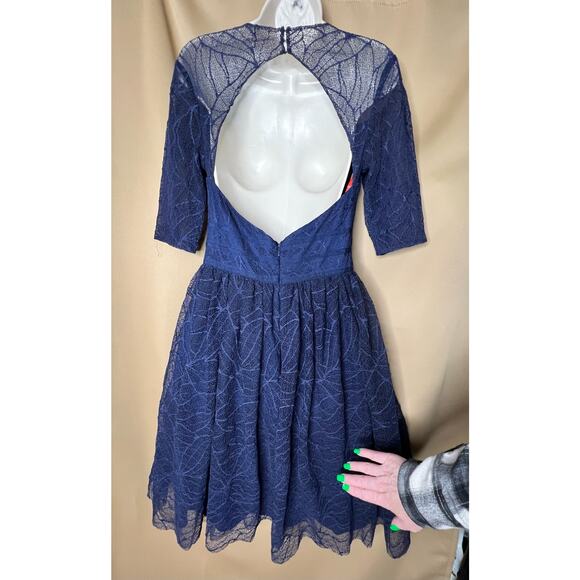 Monique Lhullier Navy Lines Dress 8 - Picture 11 of 14